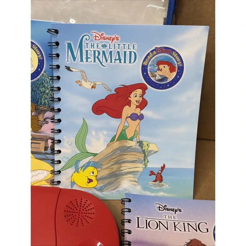 STORY READER with DISNEY Books and Cartridge read along toy 2003 GUC